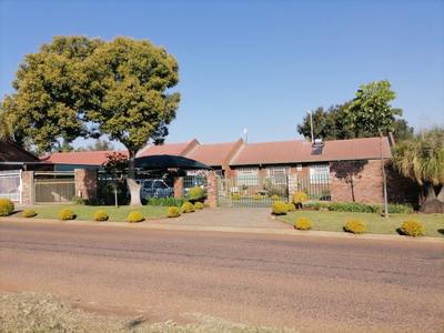 House For Sale in Fauna Park, Pietersburg